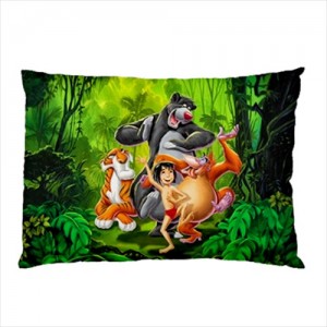 http://www.starsonstuff.com/22974-thickbox/disney-jungle-book-pillow-case.jpg
