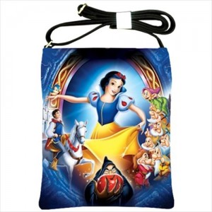 http://www.starsonstuff.com/23011-thickbox/disney-snow-white-shoulder-sling-bag.jpg