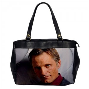 http://www.starsonstuff.com/23872-thickbox/viggo-mortensen-oversize-office-handbag.jpg