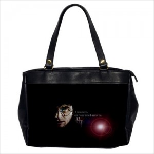 http://www.starsonstuff.com/23909-thickbox/harry-potter-oversize-office-handbag.jpg