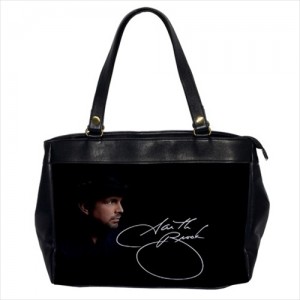http://www.starsonstuff.com/23948-thickbox/garth-brooks-signature-oversize-office-handbag.jpg