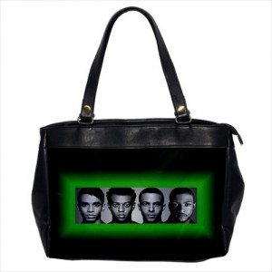 http://www.starsonstuff.com/23963-thickbox/jls-oversize-office-handbag.jpg