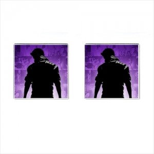 http://www.starsonstuff.com/24565-thickbox/justin-beiber-believe-cufflinks-square.jpg