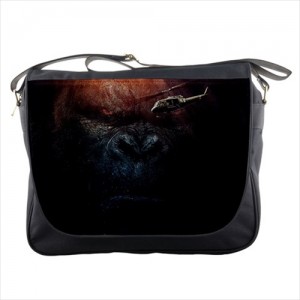 http://www.starsonstuff.com/24899-thickbox/kong-skull-island-messenger-bag.jpg