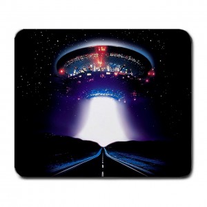 http://www.starsonstuff.com/25934-thickbox/close-encounters-of-the-third-kind-large-mousemat.jpg