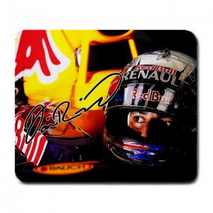 http://www.starsonstuff.com/25938-thickbox/daniel-ricciardo-large-mousemat.jpg