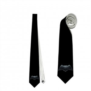 http://www.starsonstuff.com/26305-thickbox/justice-league-batman-necktie.jpg