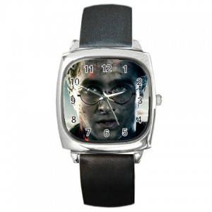 http://www.starsonstuff.com/2846-thickbox/harry-potter-silver-tone-square-metal-watch.jpg