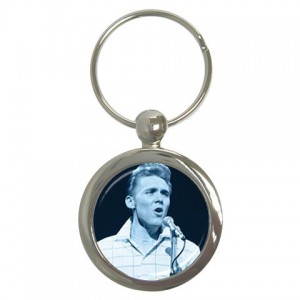 http://www.starsonstuff.com/290-359-thickbox/billy-fury-round-keyring.jpg