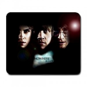 http://www.starsonstuff.com/2985-thickbox/harry-potter-large-mousemat.jpg