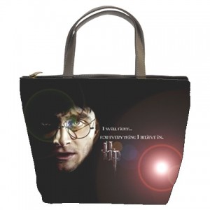 http://www.starsonstuff.com/3142-thickbox/harry-potter-bucket-bag.jpg
