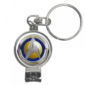http://www.starsonstuff.com/3165-thickbox/star-trek-starfleet-command-nail-clippers-keyring.jpg