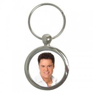 http://www.starsonstuff.com/3169-thickbox/donny-osmond-round-keyring.jpg