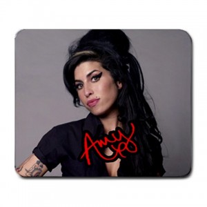 http://www.starsonstuff.com/3202-thickbox/amy-winehouse-signature-large-mousemat.jpg