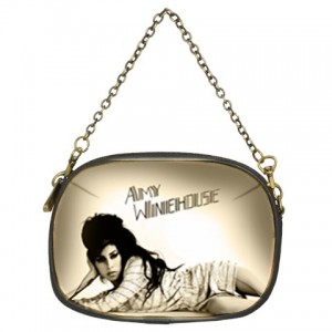 http://www.starsonstuff.com/3247-thickbox/amy-winehouse-chain-purse.jpg