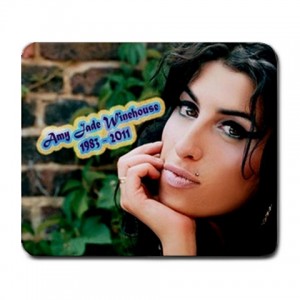 http://www.starsonstuff.com/3266-thickbox/amy-winehouse-large-mousemat.jpg