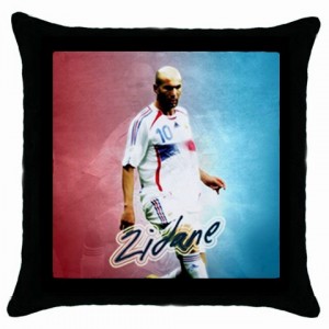 http://www.starsonstuff.com/3413-thickbox/zinadine-zidane-cushion-cover.jpg