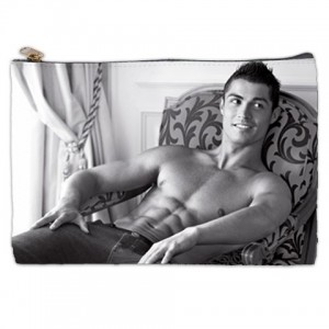 http://www.starsonstuff.com/3670-thickbox/cristiano-ronaldo-cosmetic-bag.jpg