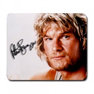 http://www.starsonstuff.com/3712-thickbox/patrick-swayze-signature-large-mousemat.jpg