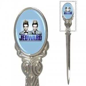 http://www.starsonstuff.com/3747-thickbox/jedward-letter-opener.jpg