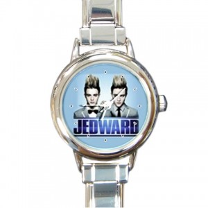 http://www.starsonstuff.com/3748-thickbox/jedward-round-italian-charm-watch.jpg