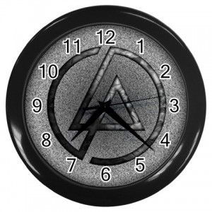 http://www.starsonstuff.com/375-452-thickbox/linkin-park-wall-clock.jpg