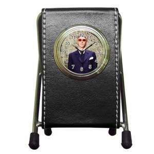 http://www.starsonstuff.com/4031-thickbox/paul-weller-desktop-clock-pen-holder.jpg