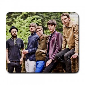 http://www.starsonstuff.com/4470-thickbox/kaiser-chiefs-large-mousemat.jpg