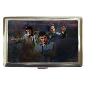 http://www.starsonstuff.com/4534-thickbox/supernatural-cigarette-money-case-.jpg
