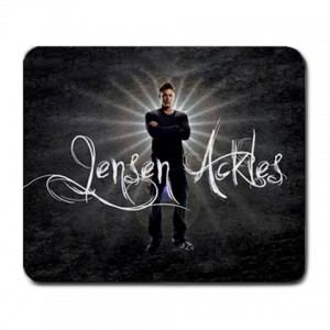 http://www.starsonstuff.com/4546-thickbox/jensen-ackles-supernatural-large-mousemat.jpg