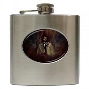 http://www.starsonstuff.com/4643-thickbox/misha-collins-supernatural-6oz-hip-flask.jpg