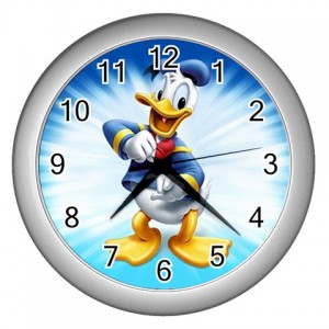 http://www.starsonstuff.com/469-548-thickbox/disney-donald-duck-wall-clock.jpg