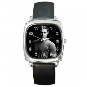 http://www.starsonstuff.com/4700-thickbox/jensen-ackles-supernatural-silver-tone-square-metal-watch.jpg