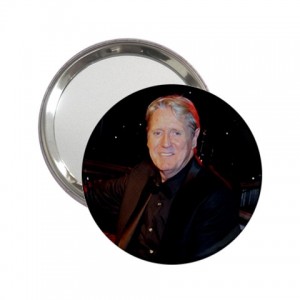 http://www.starsonstuff.com/5158-thickbox/joe-longthorne-handbag-mirror.jpg