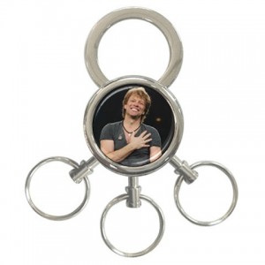 http://www.starsonstuff.com/5200-thickbox/jon-bon-jovi-3-ring-keyring.jpg