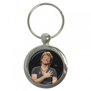 http://www.starsonstuff.com/5215-thickbox/jon-bon-jovi-round-keyring.jpg