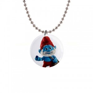 http://www.starsonstuff.com/5249-thickbox/the-smurfs-papa-smurf-necklace.jpg