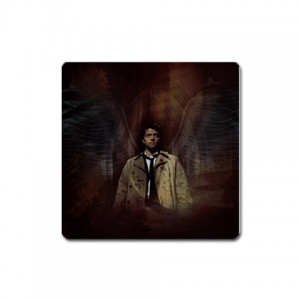 http://www.starsonstuff.com/5267-thickbox/misha-collins-supernatural-3-x-3-square-magnet.jpg