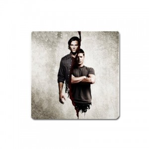 http://www.starsonstuff.com/5268-thickbox/supernatural-3-x-3-square-magnet.jpg