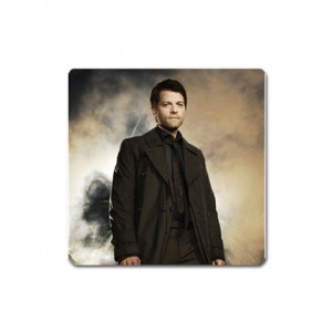 http://www.starsonstuff.com/5269-thickbox/misha-collins-supernatural-3-x-3-square-magnet.jpg