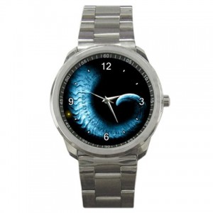 http://www.starsonstuff.com/5608-thickbox/the-fringe-glyph-sports-style-watch.jpg