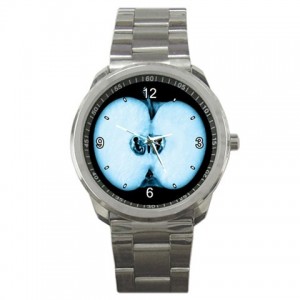 http://www.starsonstuff.com/5613-thickbox/the-fringe-glyph-sports-style-watch.jpg