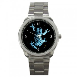http://www.starsonstuff.com/5614-thickbox/the-fringe-glyph-sports-style-watch.jpg