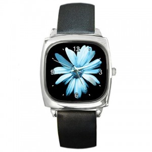 http://www.starsonstuff.com/5626-thickbox/the-fringe-glyph-silver-tone-square-metal-watch.jpg