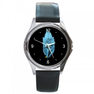 http://www.starsonstuff.com/5669-thickbox/the-fringe-glyph-silver-tone-round-metal-watch.jpg