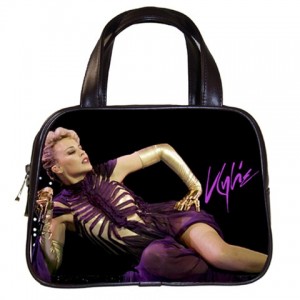 http://www.starsonstuff.com/5717-thickbox/kylie-minogue-classic-handbag.jpg