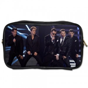 http://www.starsonstuff.com/581-669-thickbox/new-kids-on-the-block-toiletries-bag.jpg