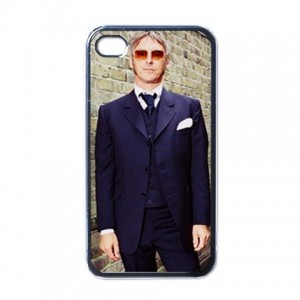 http://www.starsonstuff.com/589-677-thickbox/paul-weller-apple-apple-iphone-4-4s-ios-5-case.jpg