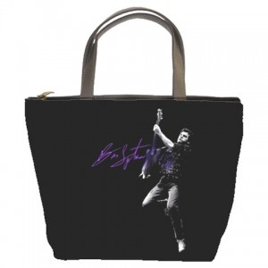 http://www.starsonstuff.com/5960-thickbox/bruce-springsteen-signature-bucket-bag.jpg
