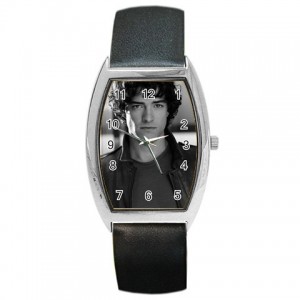 http://www.starsonstuff.com/606-698-thickbox/lee-mead-high-quality-barrel-style-watch.jpg